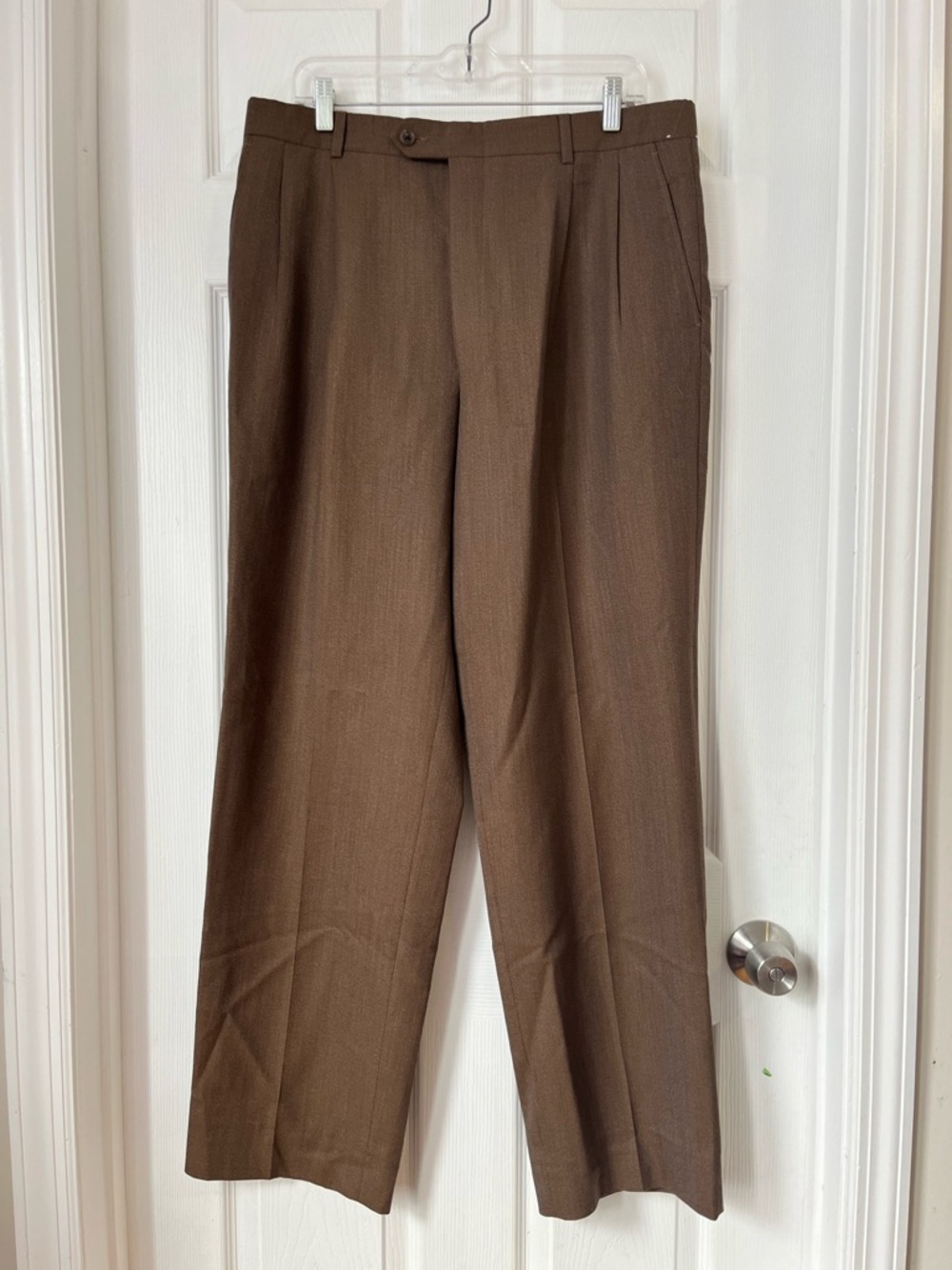 Burberry vintage Classic Brown pleated front Men's Dress Pants size 36R